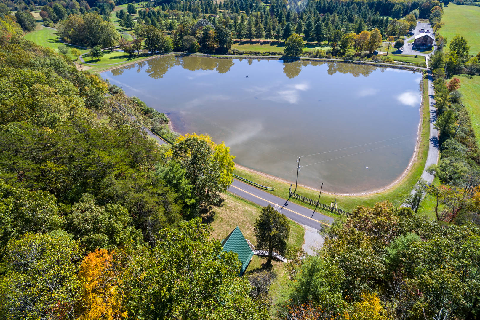 Brivity 6835 Grapefield Road Bastian, VA 24314 Virtual Tour