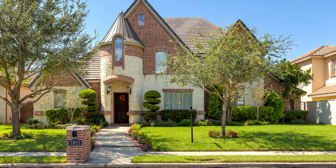 Brivity 5803 N 3rd Lane Mcallen, TX 78504