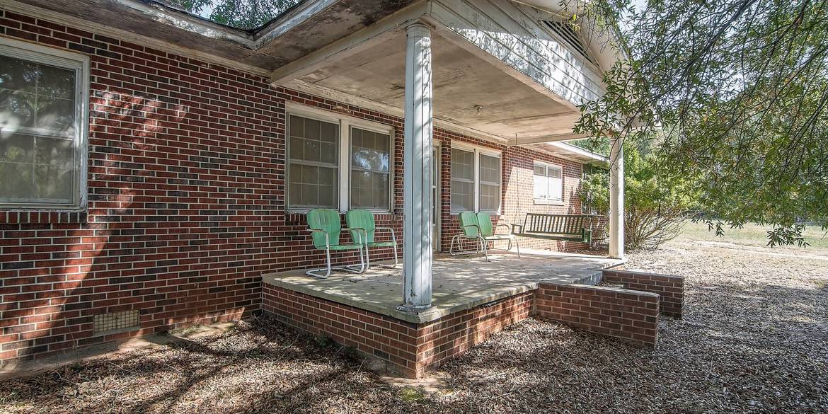 Brivity 1201 Dunklin Bridge Rd Fountain Inn, SC 29644