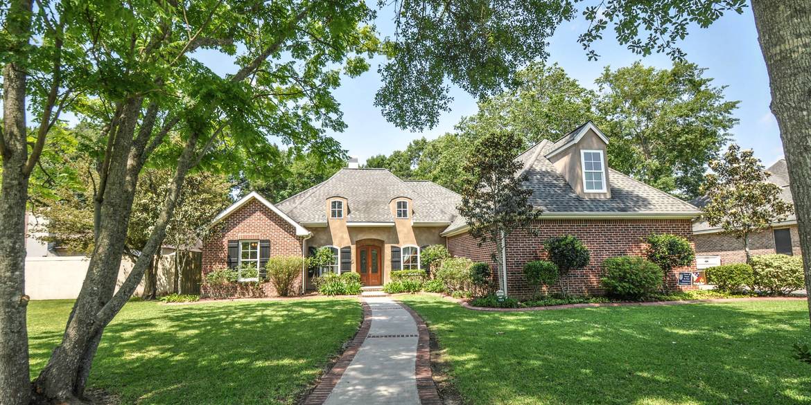 Brivity 103 Madison Woods Youngsville, LA 70592