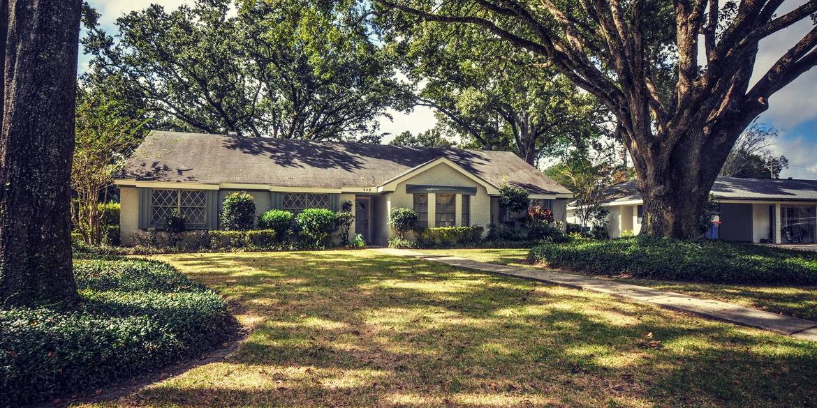 Brivity 712 Woodvale Ave Lafayette, LA 70503