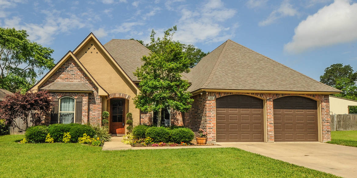 Brivity 305 Sarah Dee Parkway Lafayette, LA 70508