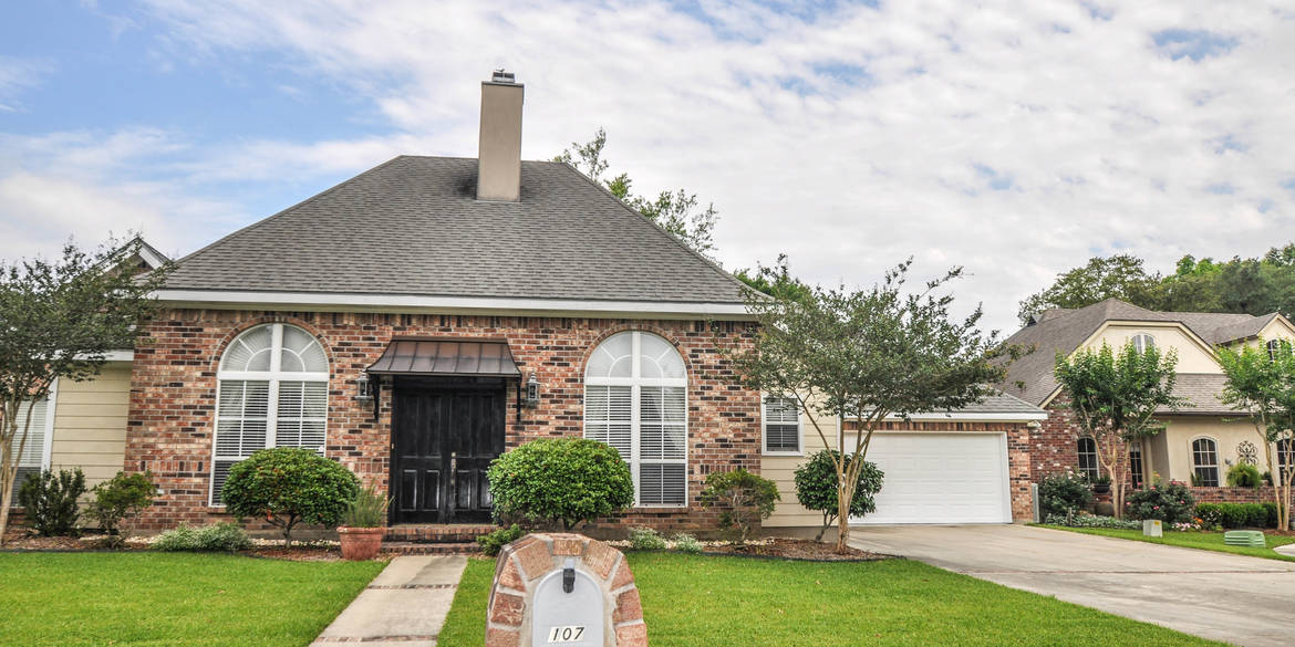 Brivity 107 Woodlake Lane Lafayette, LA 70508