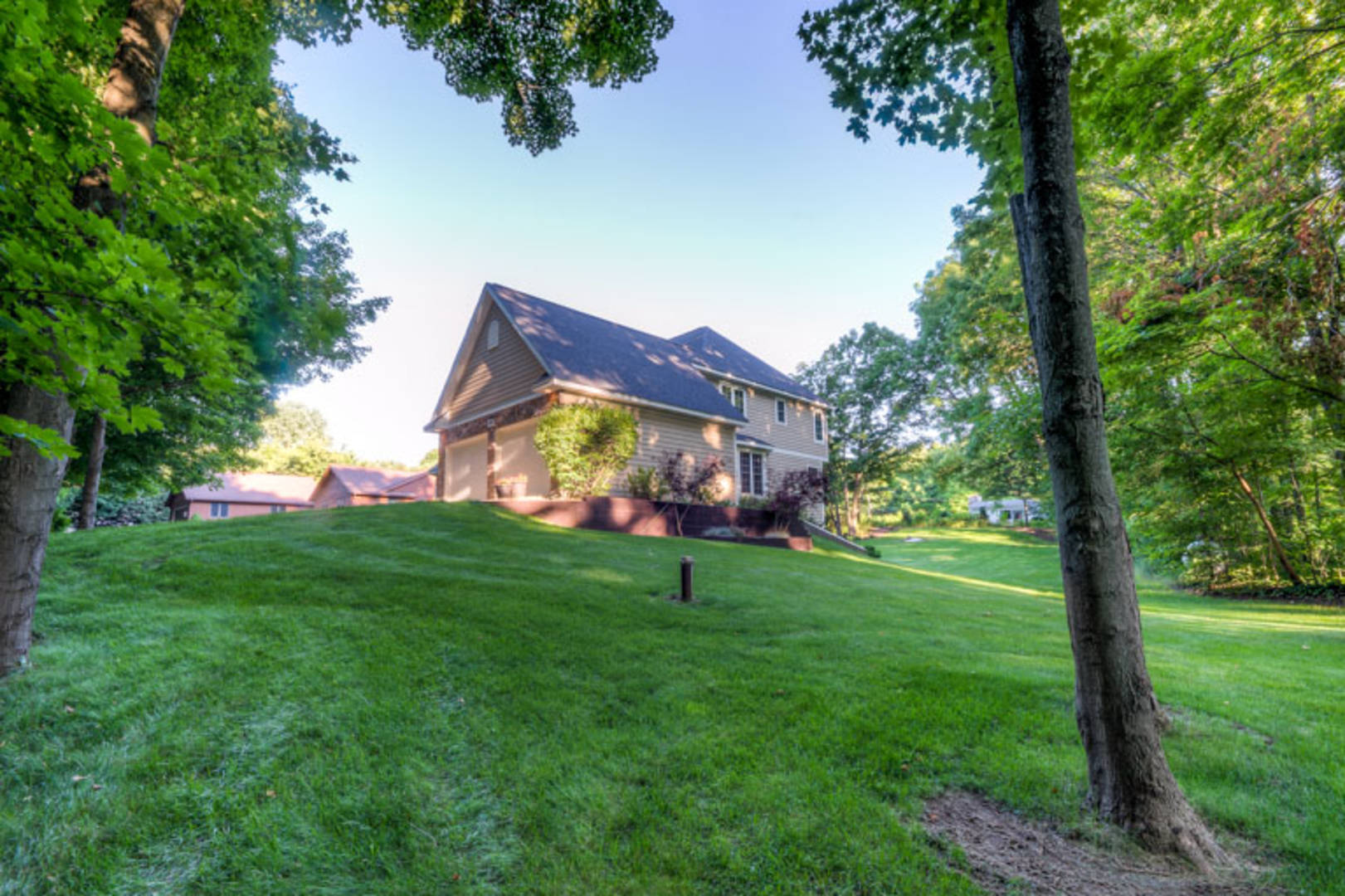 Brivity 9499 Highland View Dr Kalamazoo, MI 49009 Virtual Tour