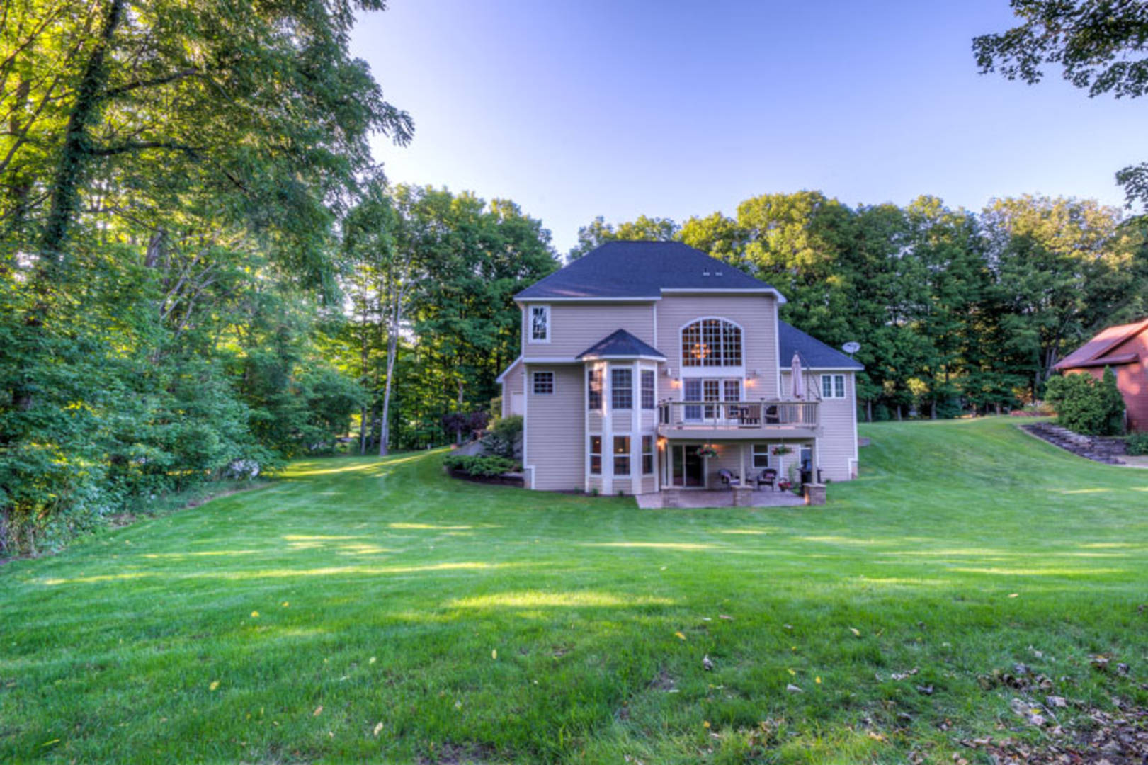 Brivity 9499 Highland View Dr Kalamazoo, MI 49009 Virtual Tour