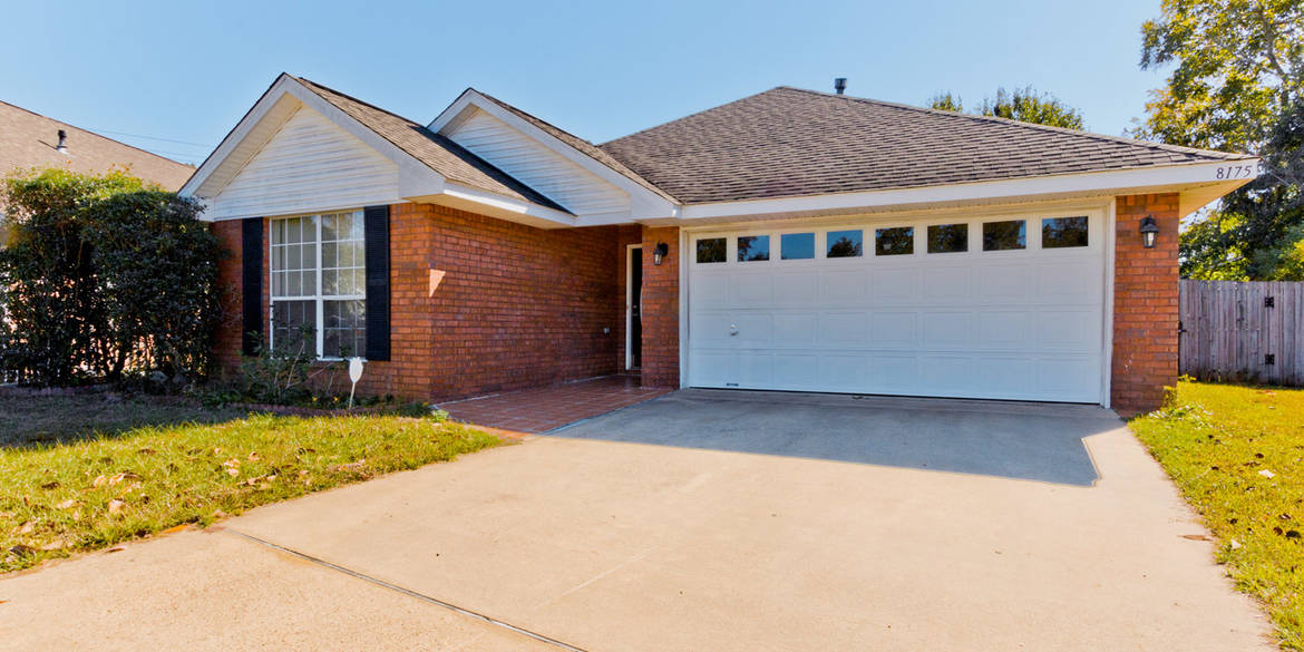 Brivity 8175 Magnolia Village Drive North Mobile, AL 36695