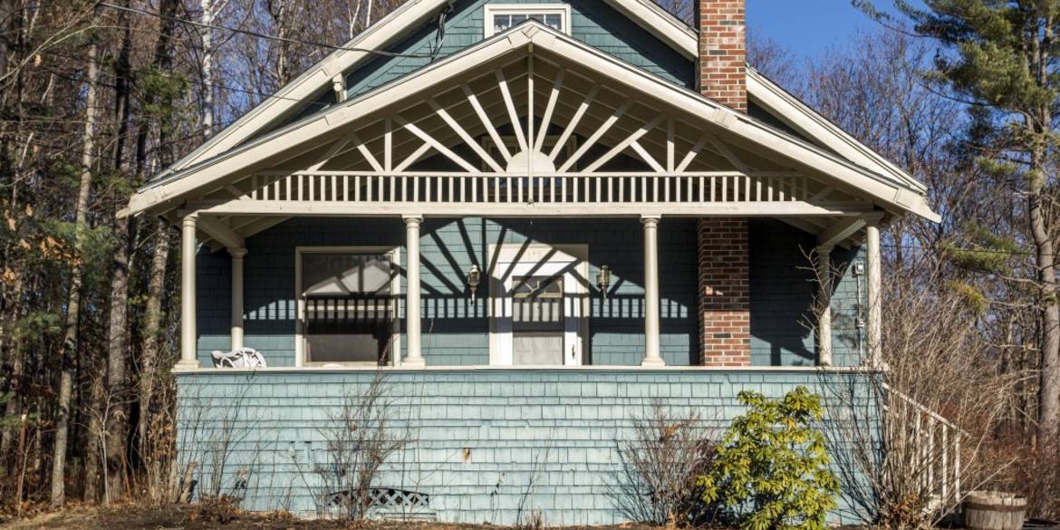 Brivity 147 Field Ave Auburn, ME 04210