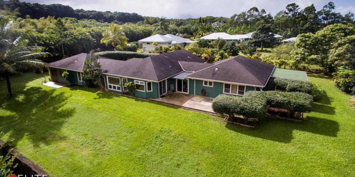 Brivity Donna Rice, Derek Trapp • 4551 Wailapa Road Apt 4 Kilauea, HI