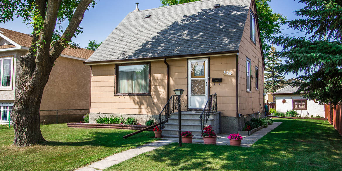 Brivity 406 Ferry Road Winnipeg, MB R3J1W4