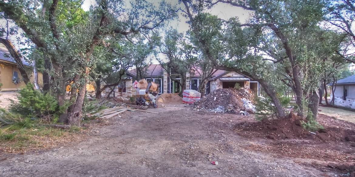 Brivity 303 Saw Grass Cove TX 78633