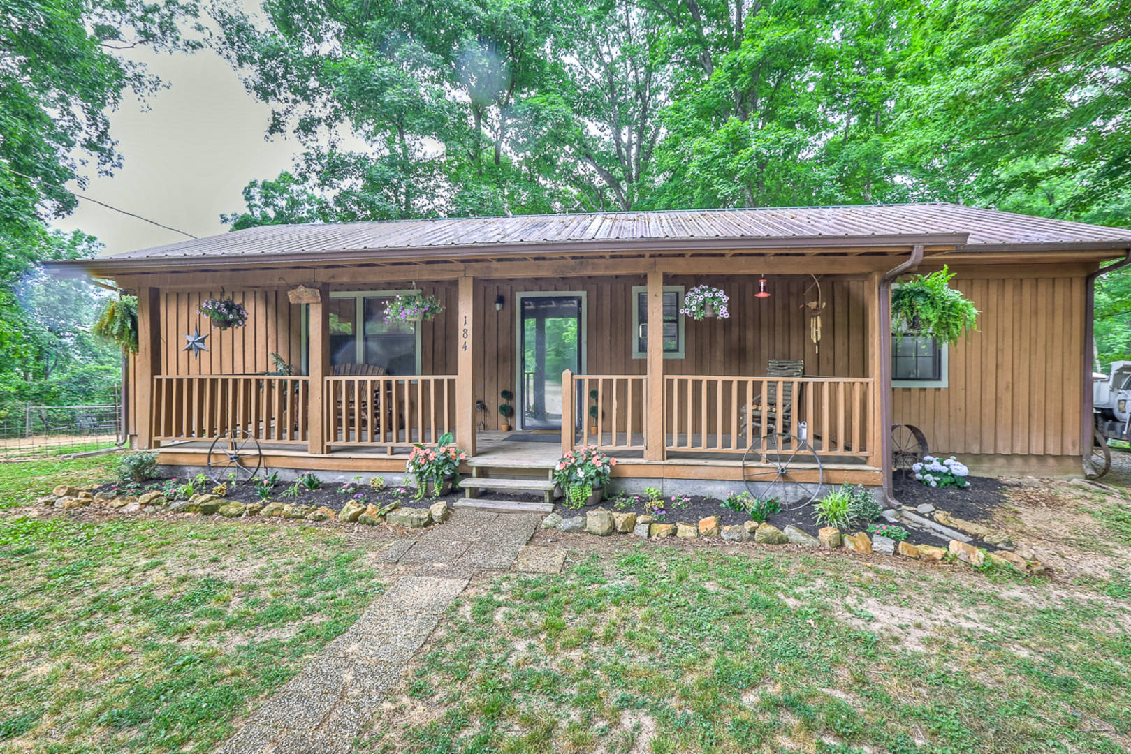 Brivity 184 Lexi Lane Ashland City, TN 37015 Virtual Tour