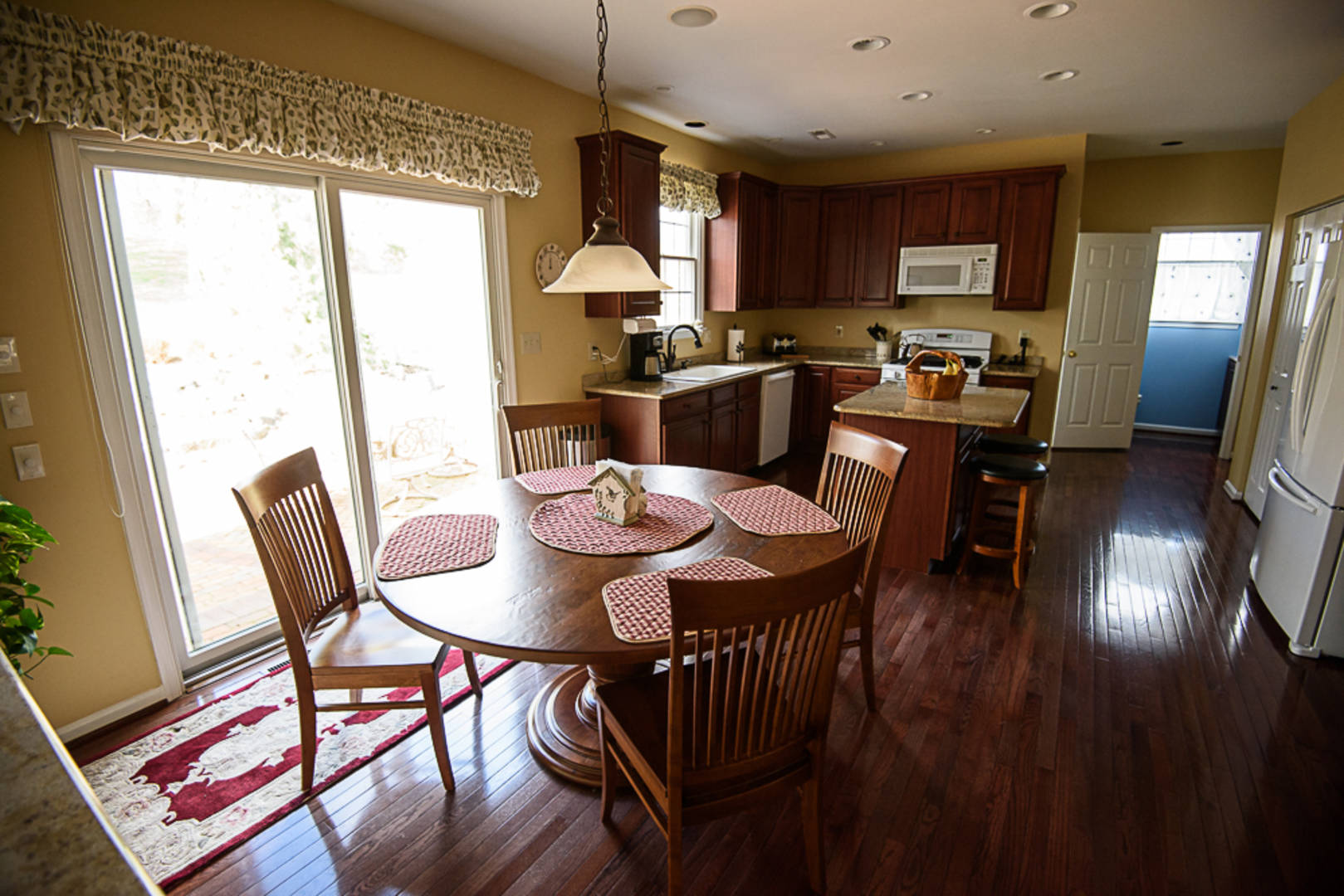 Brivity 196 Clover Lane Perkiomenville, PA 18074 Virtual Tour