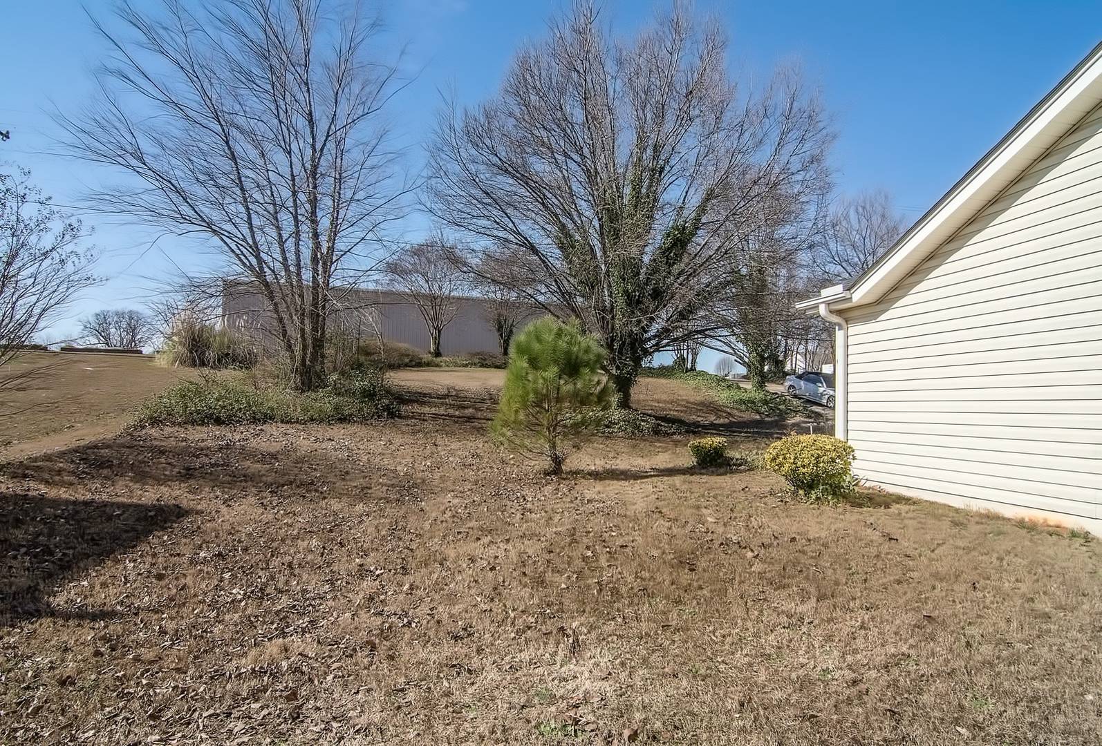 Brivity 687 Robinson Rd. Greer, SC 29651 Virtual Tour