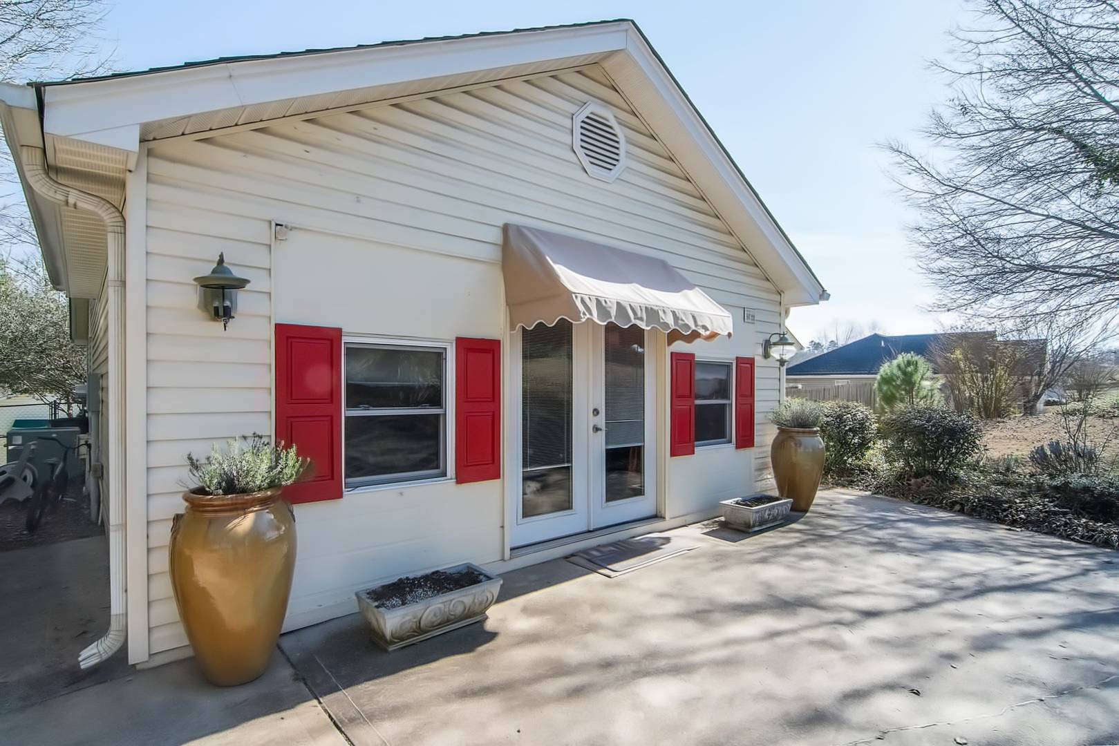 Brivity 687 Robinson Rd. Greer, SC 29651 Virtual Tour