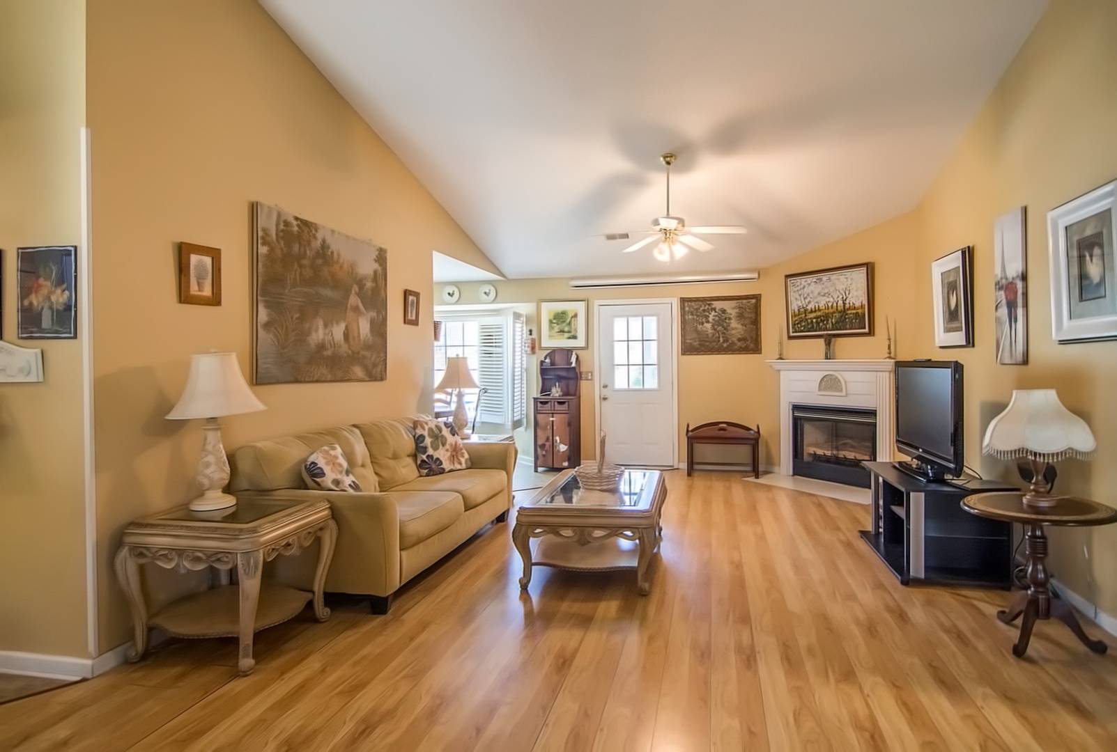 Brivity 687 Robinson Rd. Greer, SC 29651 Virtual Tour