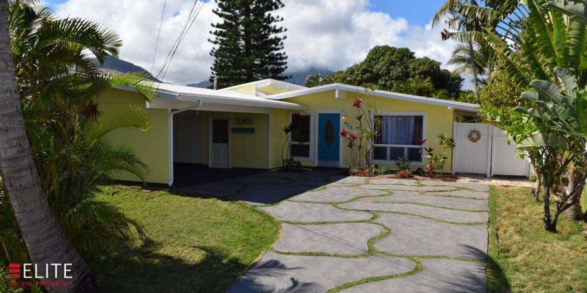 Brivity Beau Moody • 622 Wanaao Road Kailua, HI 96734