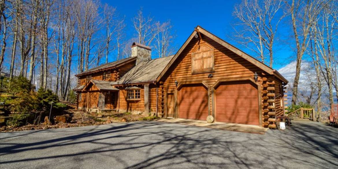 Brivity 849 Frog Pond Road Hiawassee, GA 30546