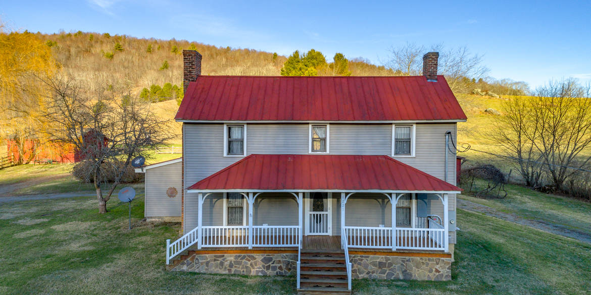 Brivity 6221 Carsonville Rd Fries, VA 24330