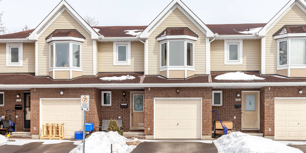 Brivity 561 Parasol Court Orleans, Ottawa K4A2X2
