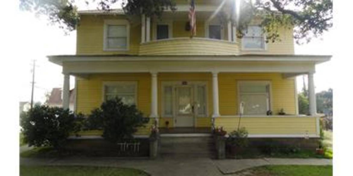 Brivity 360 W. Juanita Ave. Glendora 91740