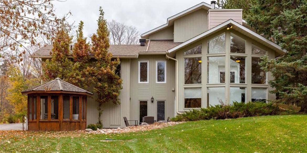 Brivity 1238 Barnwell Crescent Navan, ON K4B1K4