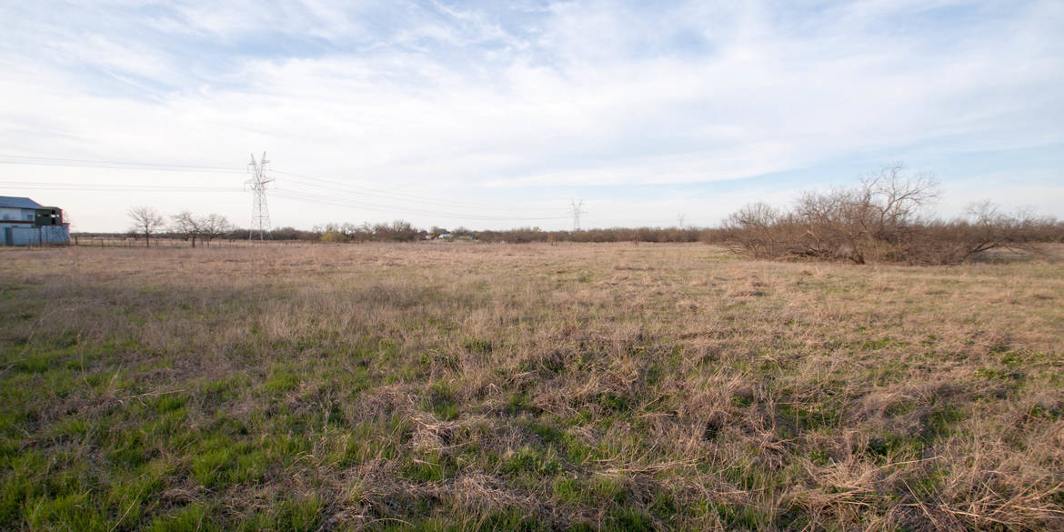 Brivity 8009 Apollo Dr. Joshua, TX 76058