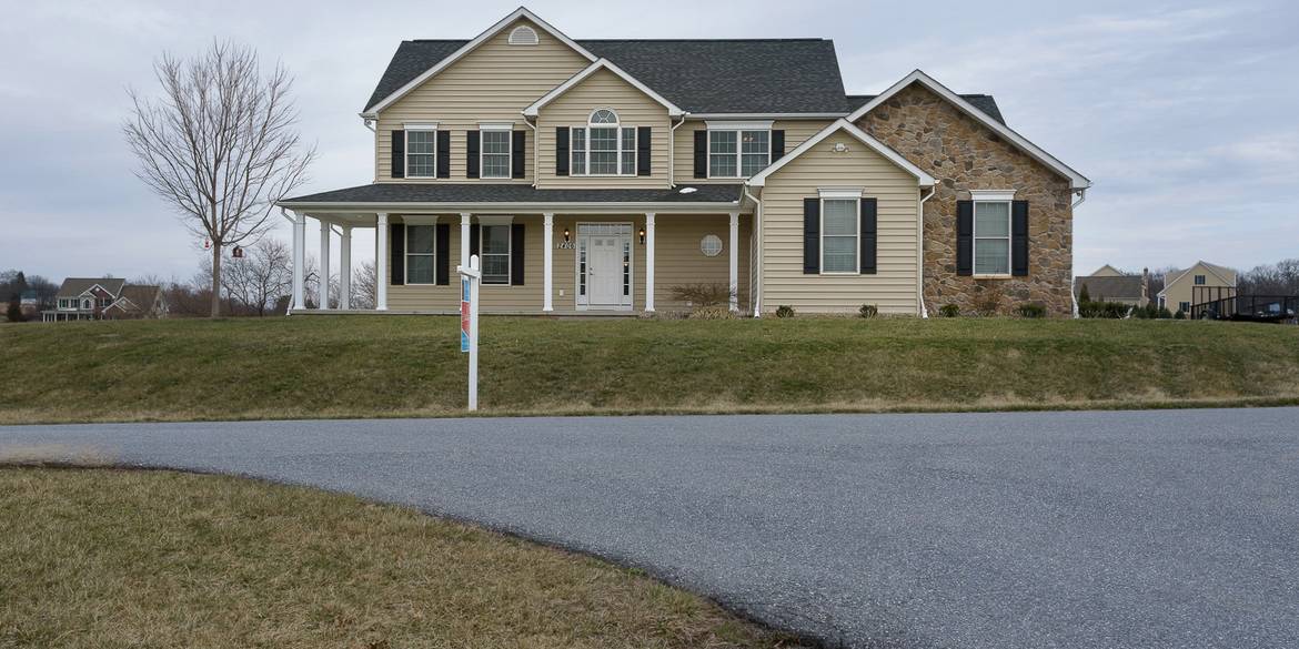 Brivity 2406 Clover Leaf Drive Finksburg, MD 21048