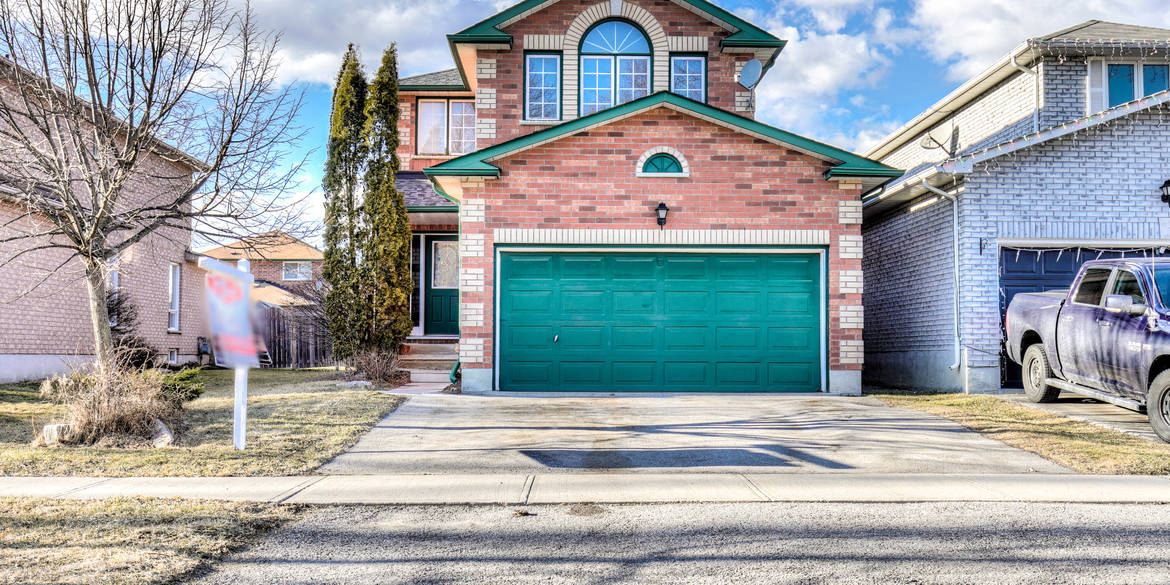 Brivity 309 Sandringham Drive, Courtice Courtice, ON L1E3A7