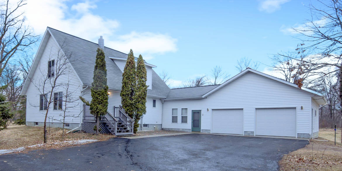 Brivity 49473 Leaf River Rd Ottertail 56571