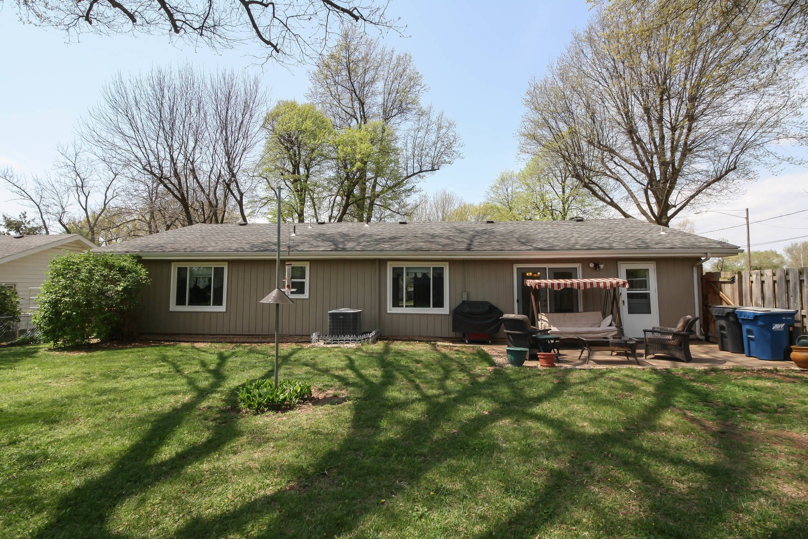 Brivity 2440 S Weaver Avenue Springfield, MO 65807 Virtual Tour