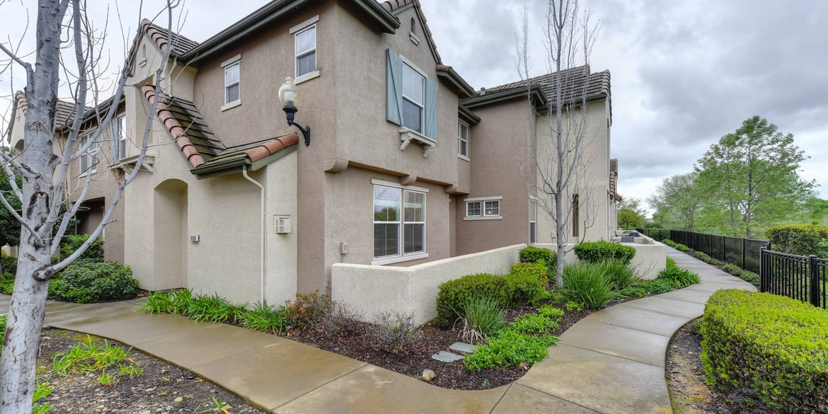 Brivity 908 Esplanade Circle Folsom, CA 95630