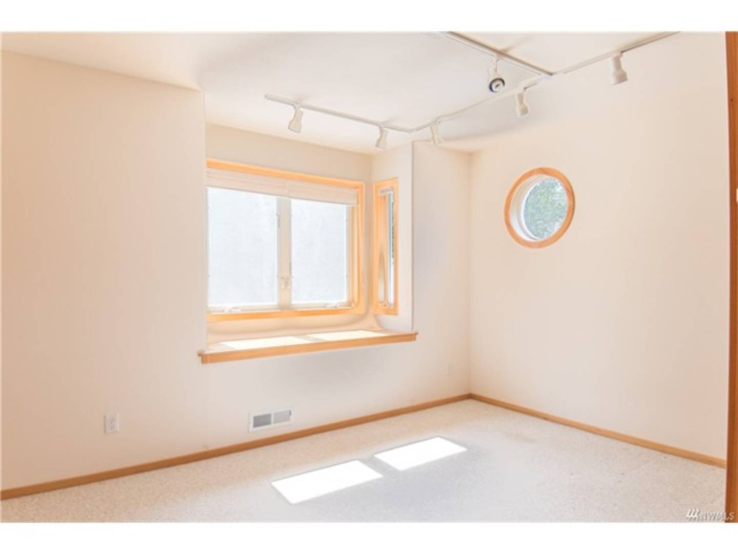 5220 Wildlife Lane Bellingham, WA 98226