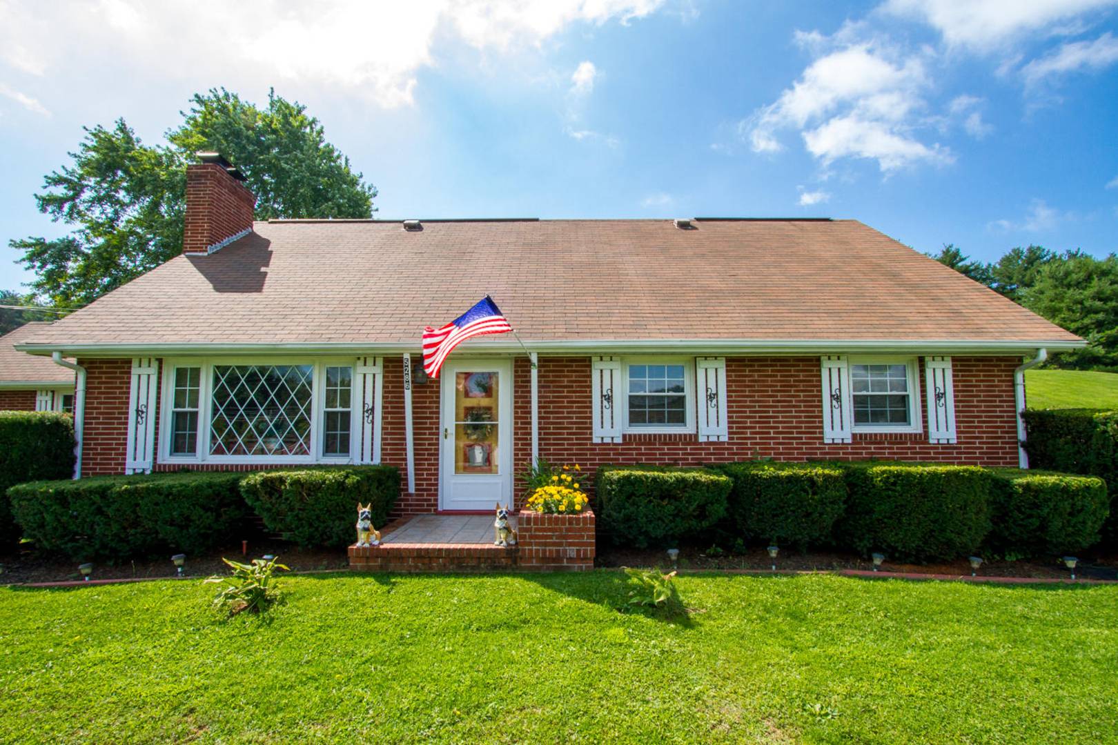 Brivity 5286 Lee Hwy Atkins, VA 24311 Virtual Tour