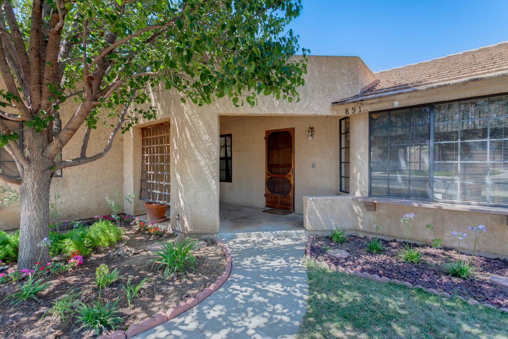 Brivity 891 Hackamore Street Ojai, CA 93023 Virtual Tour