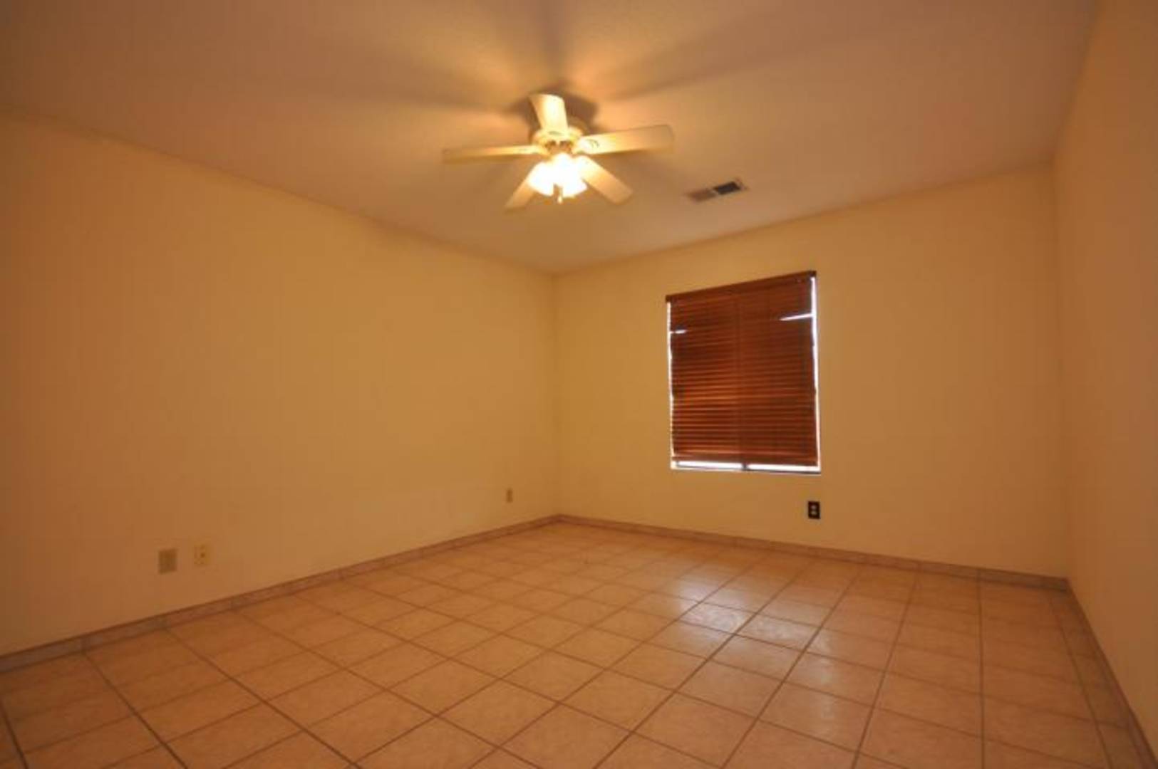 Brivity 107 Doolittle Road Corrales, NM 87048 Virtual Tour