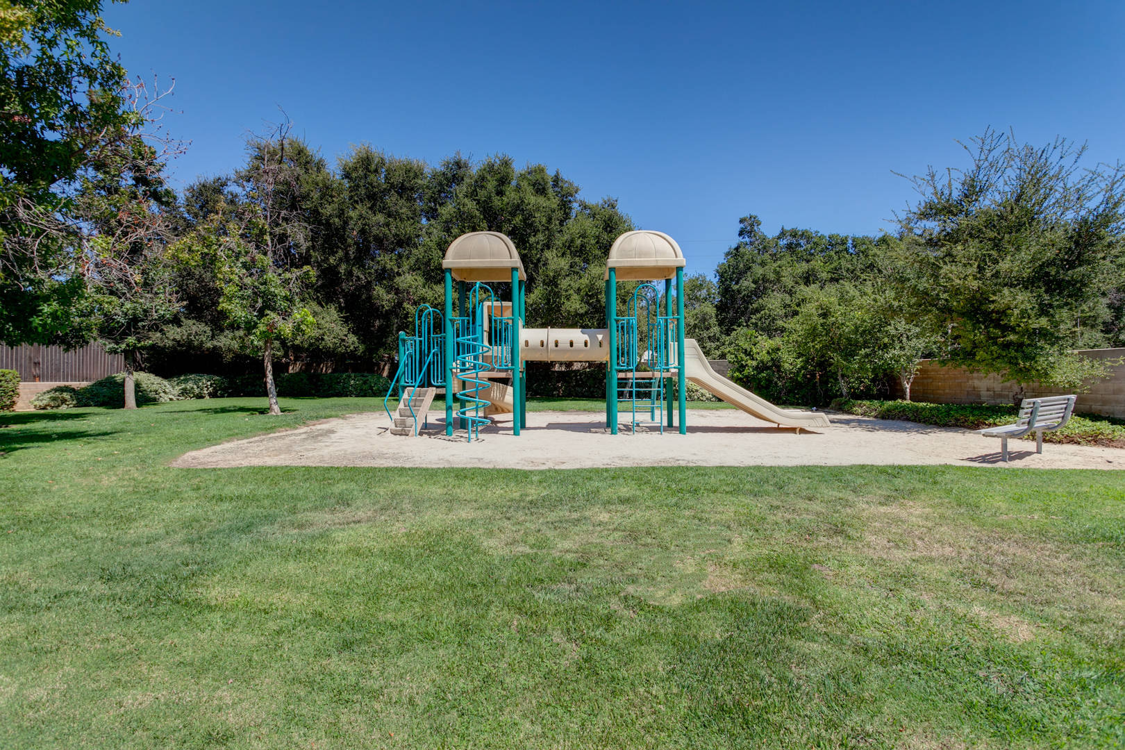 Brivity 891 Hackamore Street Ojai, CA 93023 Virtual Tour