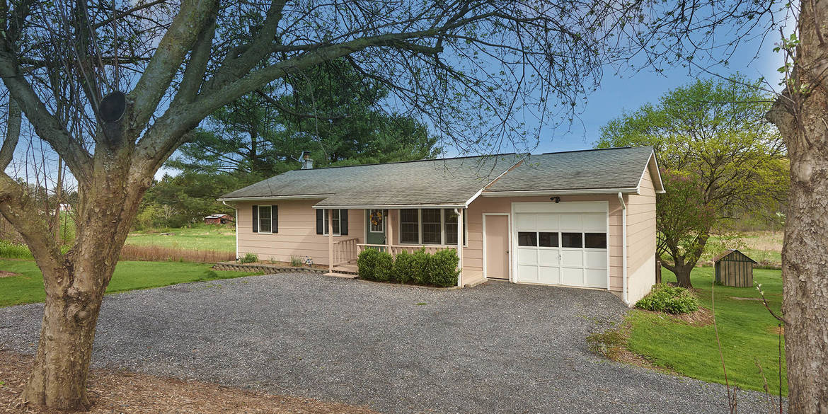 Brivity 103 Addleman Circle Centre Hall, PA 16828