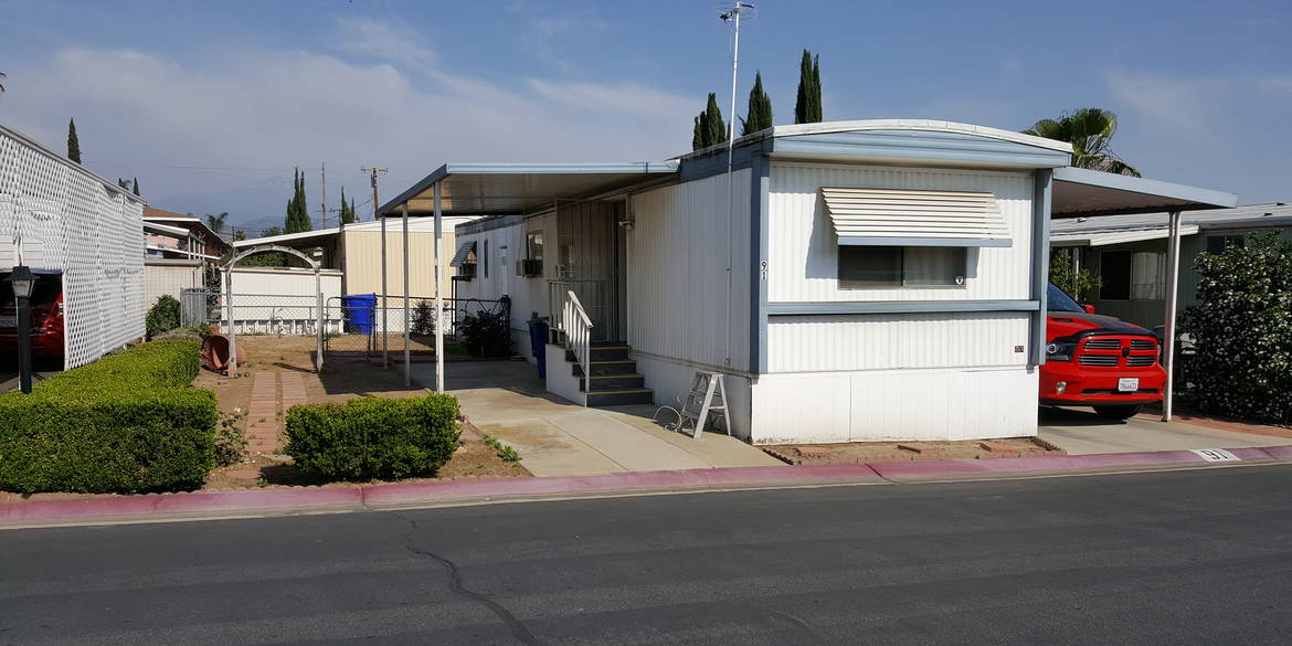 Brivity 2727 Pacific 91 Highland Ca Highland, CA 92346