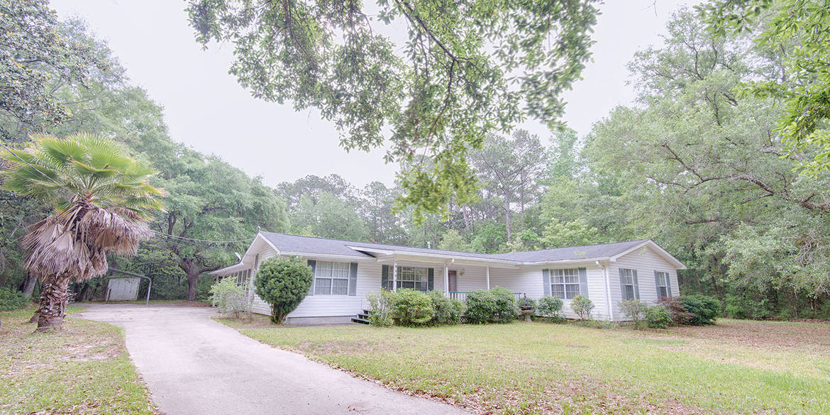 Brivity 16490 Scenic Highway 98 Fairhope, AL 36532