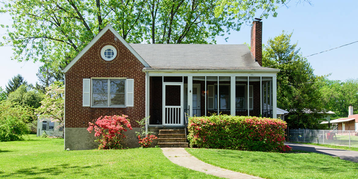 Brivity 1926 Robinwood Road Dundalk, MD 21222