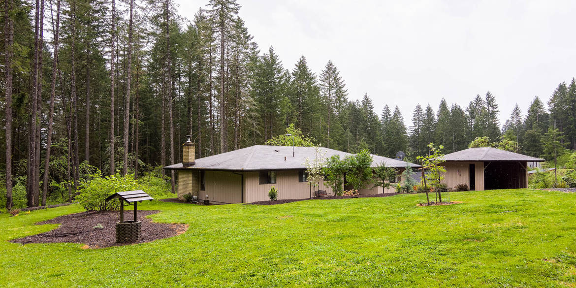 Brivity 24730 Demming Ridge Rd Elmira, OR 97437