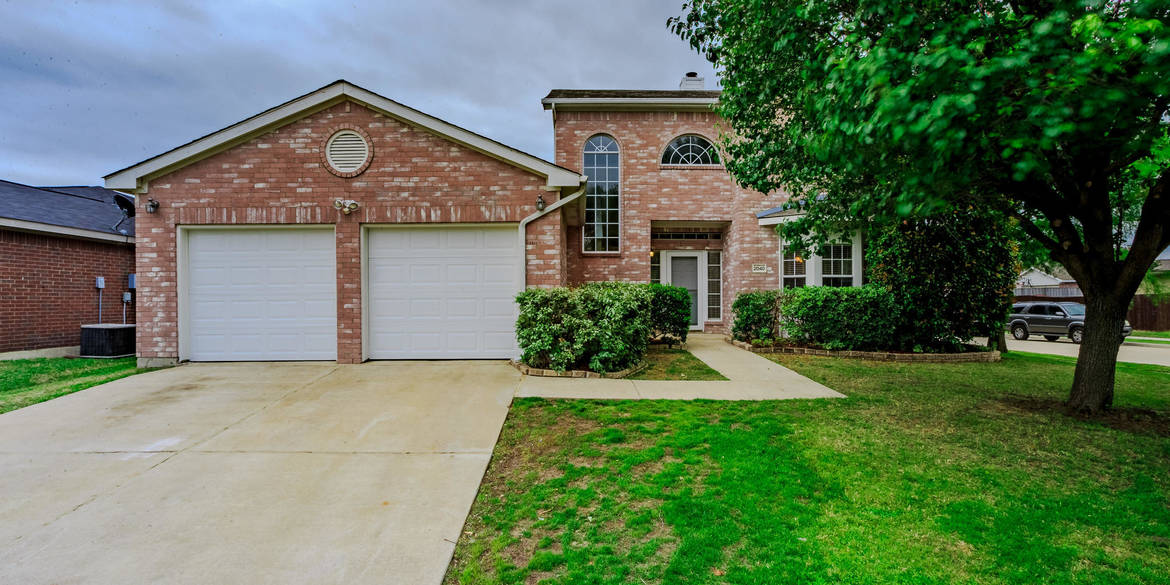 Brivity 2040 Lake Pointe Dr, Little Elm, TX 75068