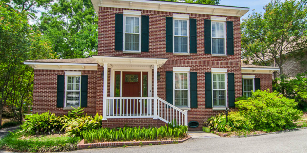 Brivity 133 McGregor Avenue Mobile, AL 36608