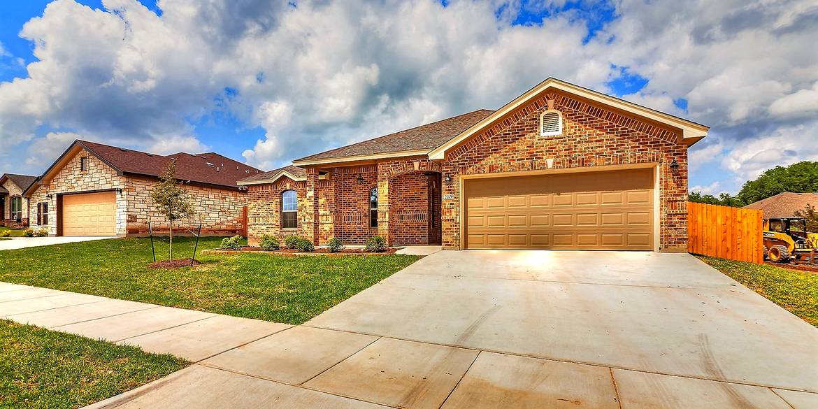 Brivity 2006 Yturria Dr. Belton, TX 76513