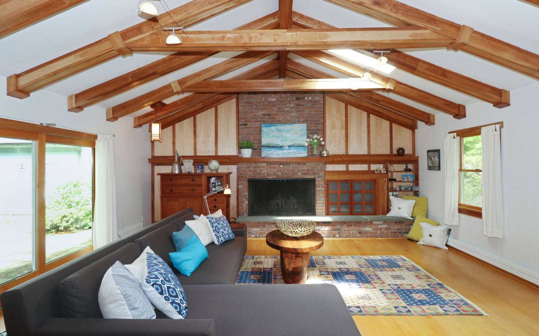 Brivity 126 Cliff Road Belle Terre, NY 11777 Virtual Tour