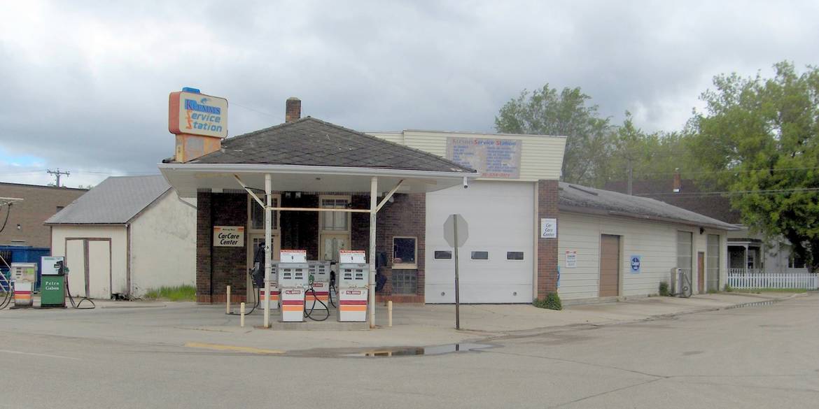 Brivity 202 W Main Ave Frazee, MN 56544