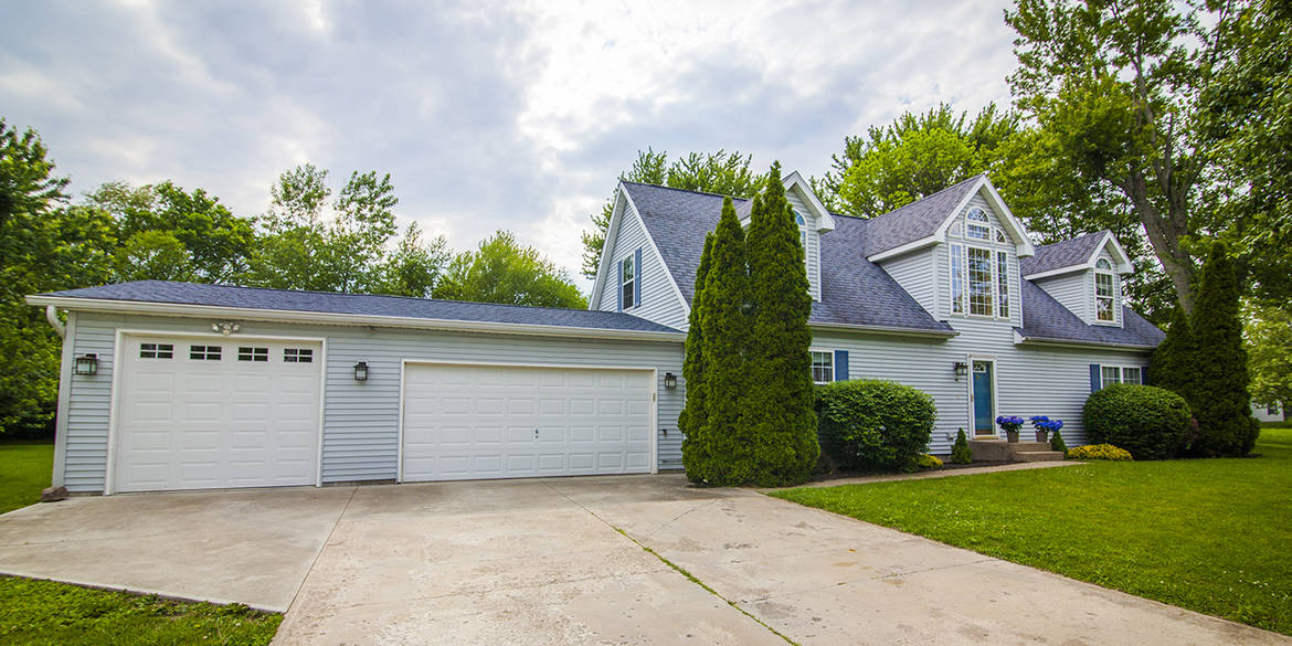 Brivity 412 S State St Markleville, IN 46056