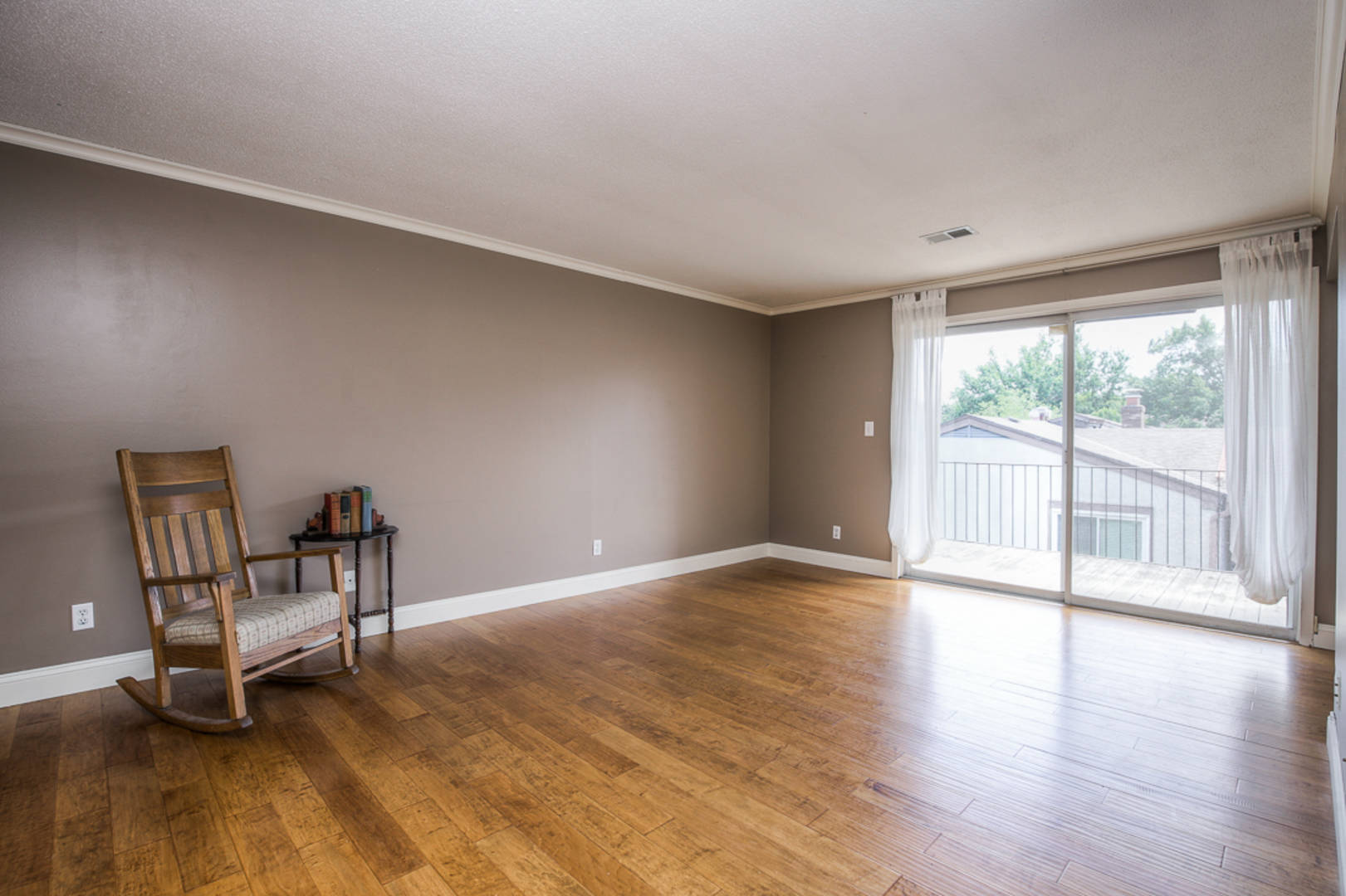 10100 West 96th Street, Unit E Overland Park, KS 66212