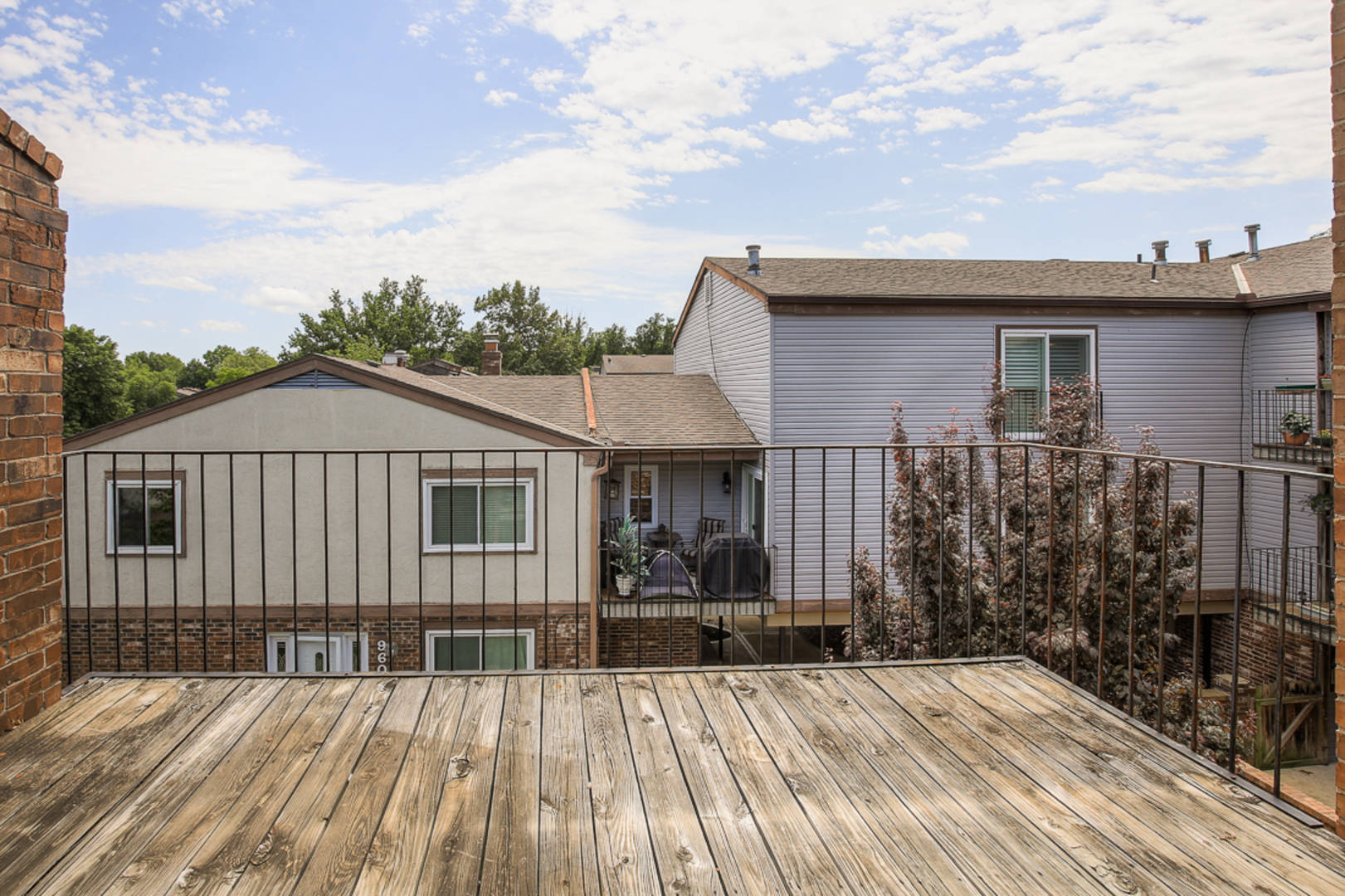 10100 West 96th Street, Unit E Overland Park, KS 66212