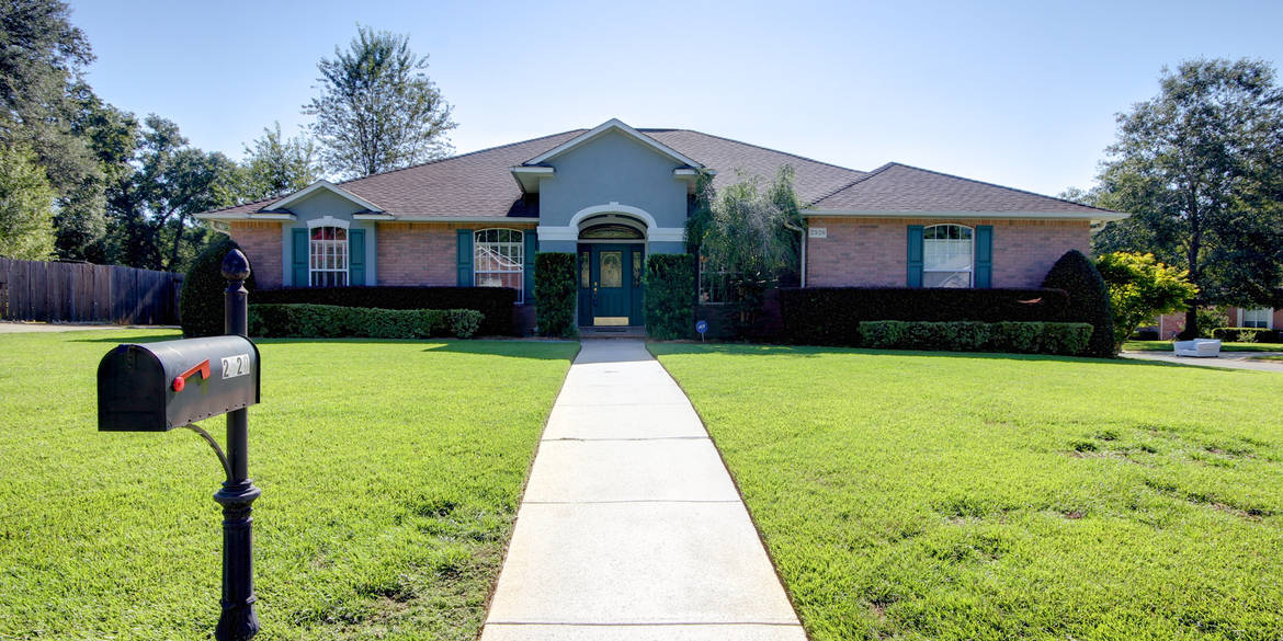 Brivity 2520 Bowling Green Cantonment, FL 32533